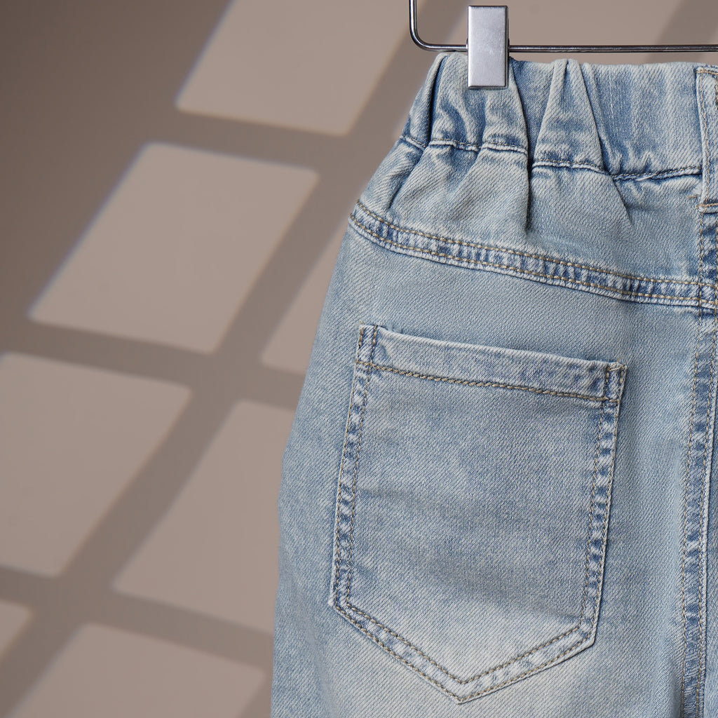 Mom N Genie Boys’ Light Blue Denim Knee-Length Shorts with Printed Design