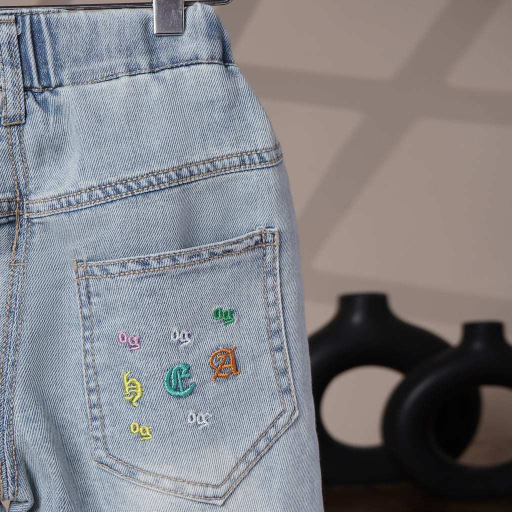 Mom N Genie Kids Light-Wash Elastic Waist Denim Pants with Colourful Back-Pocket Embroidery