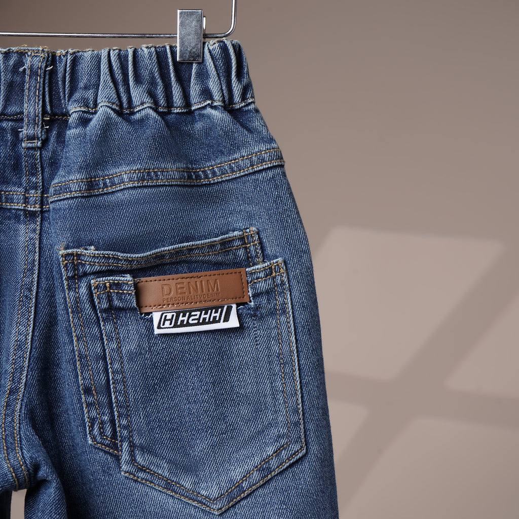 Mom N Genie Kids Dark-Wash Elastic Waist Tapered Denim Pants with Back Patch
