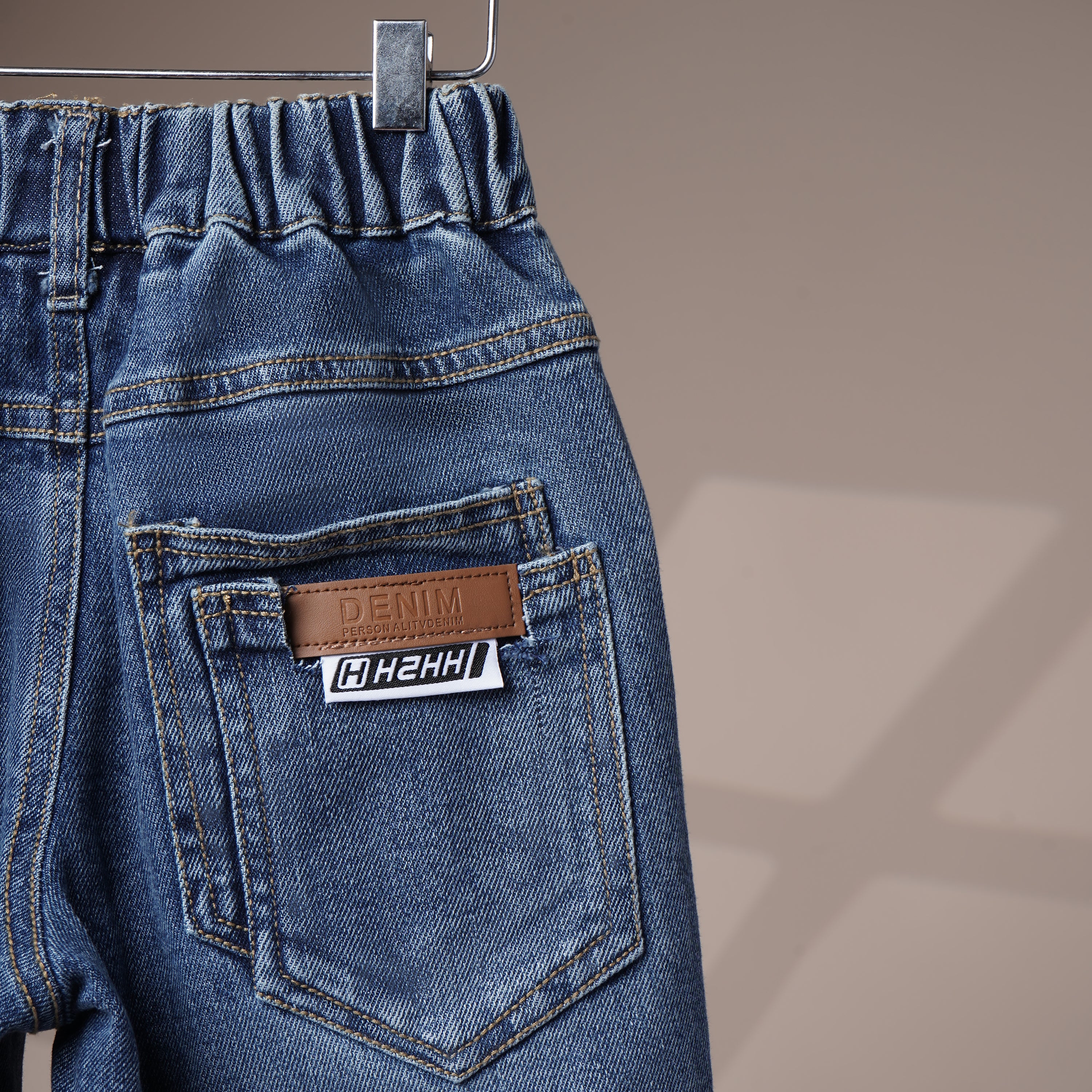 Mom N Genie Kids Dark-Wash Elastic Waist Tapered Denim Pants with Back Patch