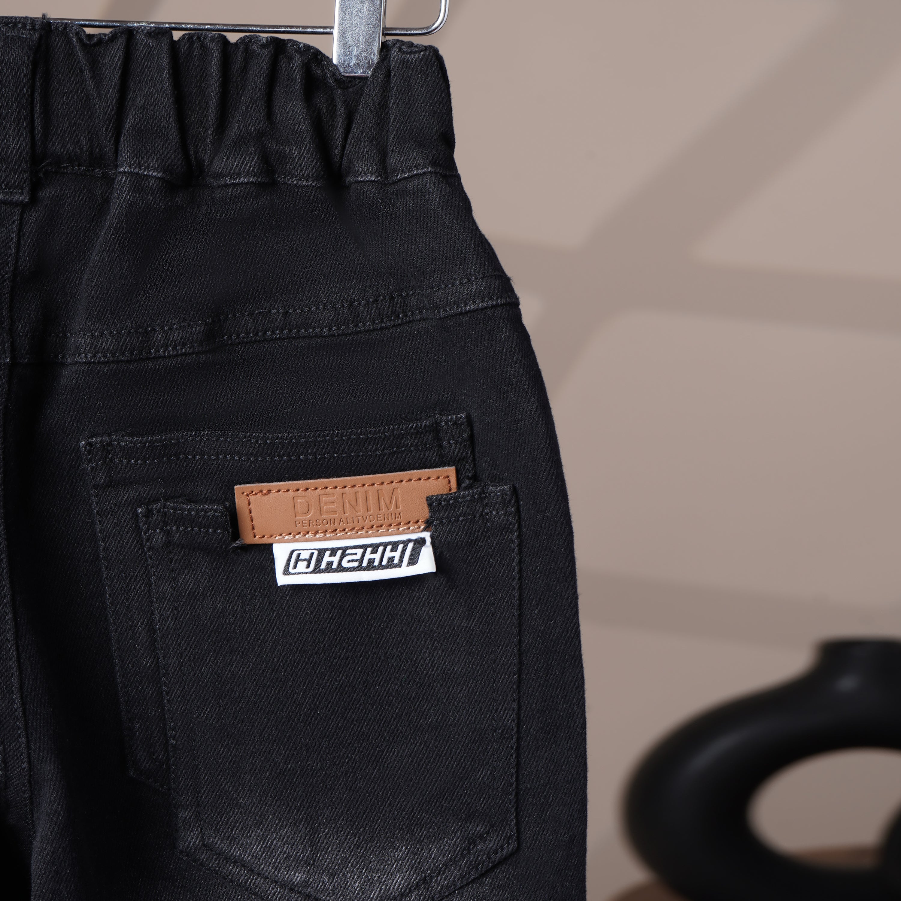 Mom N Genie Kids Black Elastic-Waist Tapered Denim Jeans with Back Patch