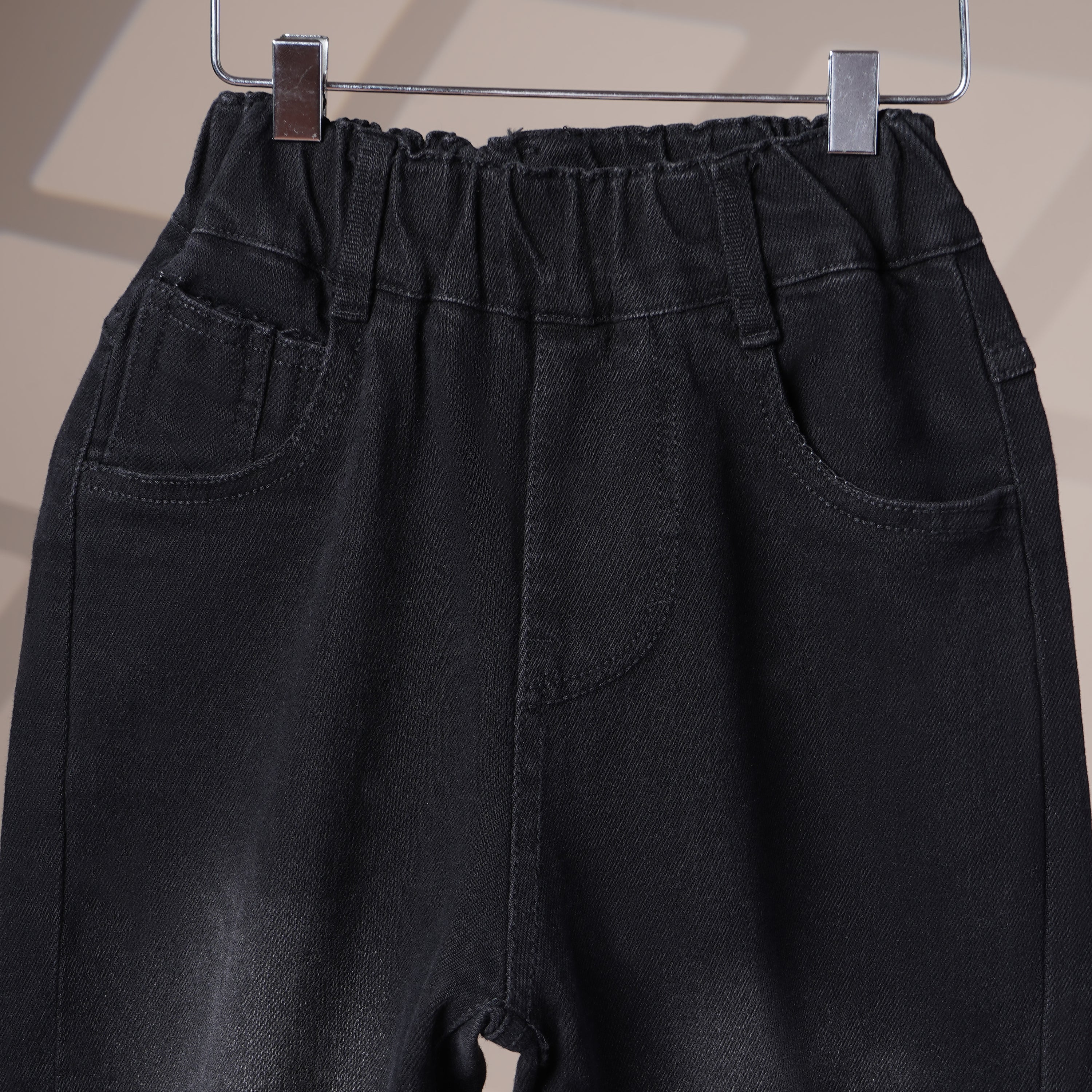 Mom N Genie Kids Black Elastic-Waist Tapered Denim Jeans with Back Patch