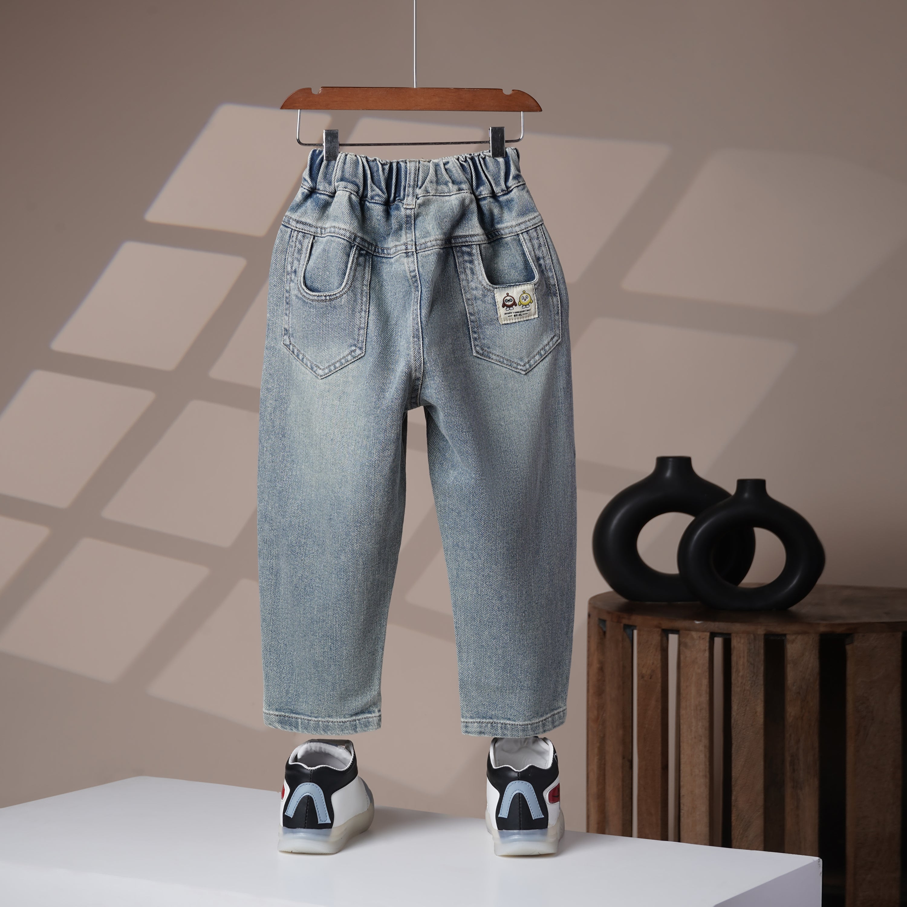 Mom N Genie Kids Light-Wash Elastic Waist Denim Pants with Character Back Patch